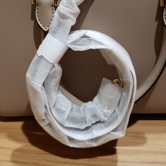 NWT Michael Kors Selma satchel - Picture 4 of 7